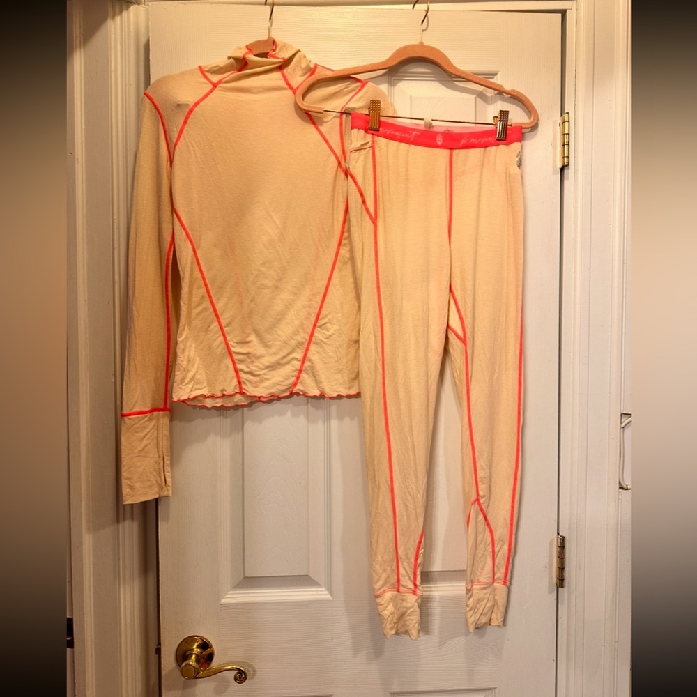 Free people base layer merino wool set just flurries myokos ski top leggings s